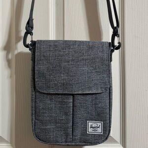 Herschel Supply Company Gray Textured Messenger Crossbody